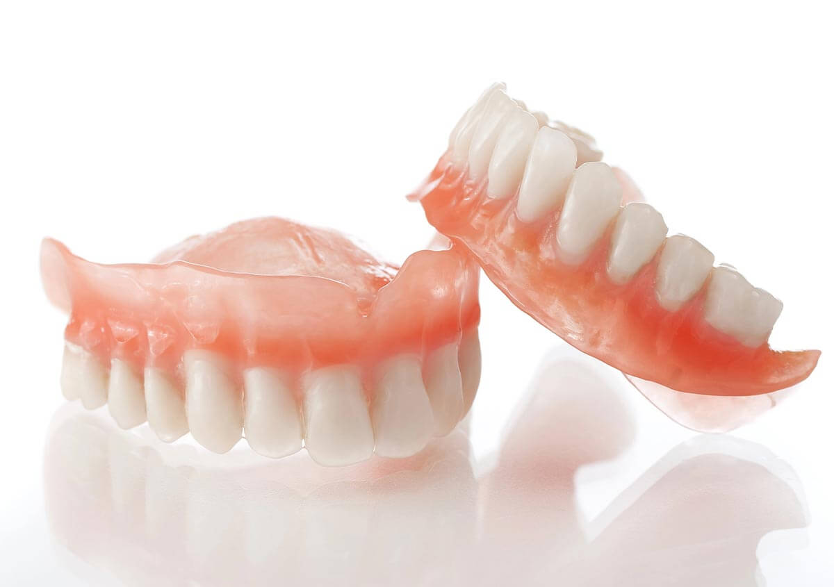 Treatment for Upper Dentures Near In Berwyn, IL Area